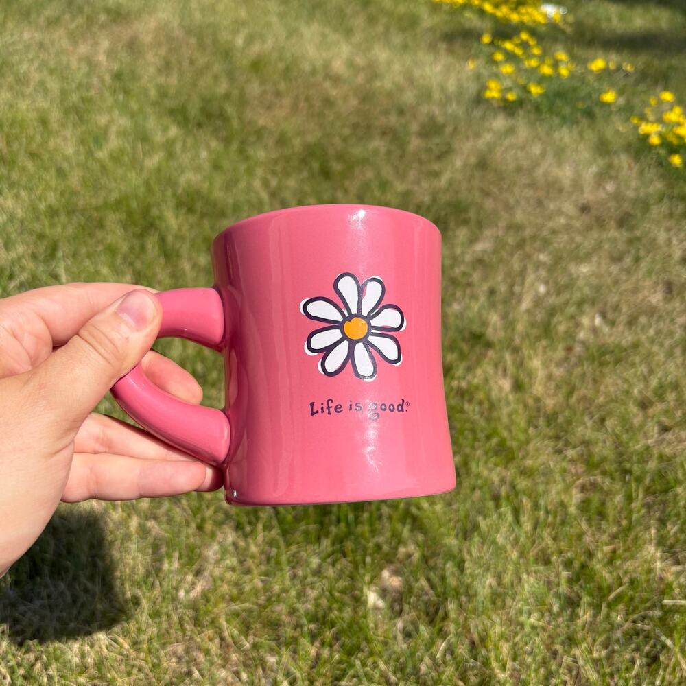 Life is Good Vintage Pink Floral Mug - Picture 5 of 5